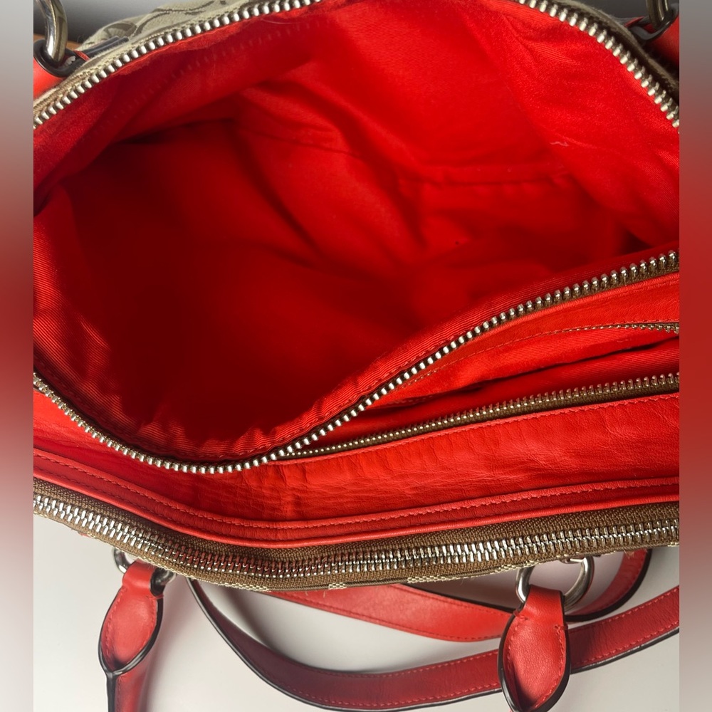 $25 LS Coach Colette Red & Khaki Signature Carryall w/COA - Picture 13 of 16